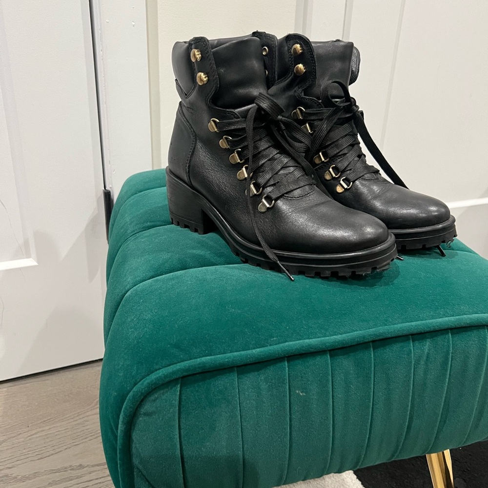 Steve Madden | Galway Black Leather Boot